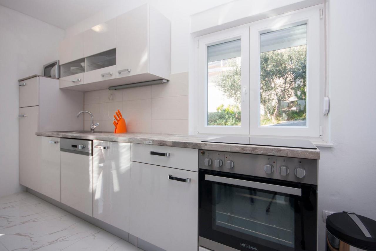Apartments Osti Рогозница Екстериор снимка